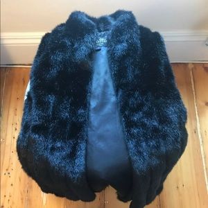 Faux fur black vest with pockets